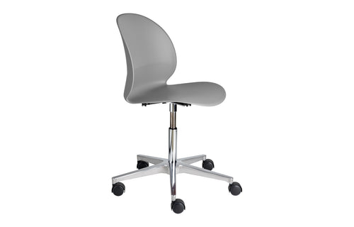 N02 Recycle Swivel Chair by Fritz Hansen - Grey Recycled Plastic/Polished Aluminum.