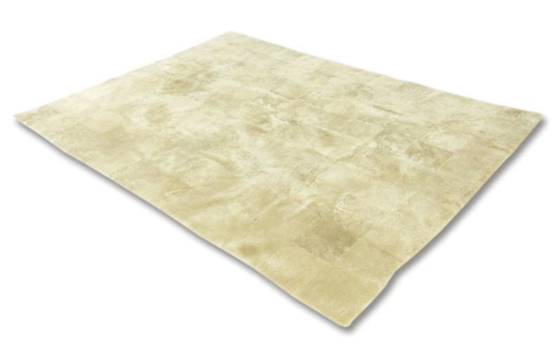 Modern Sheepskin Rugs: A Luxurious Complement to Any Room