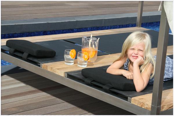 Finding the Best Outdoor Lounger for You