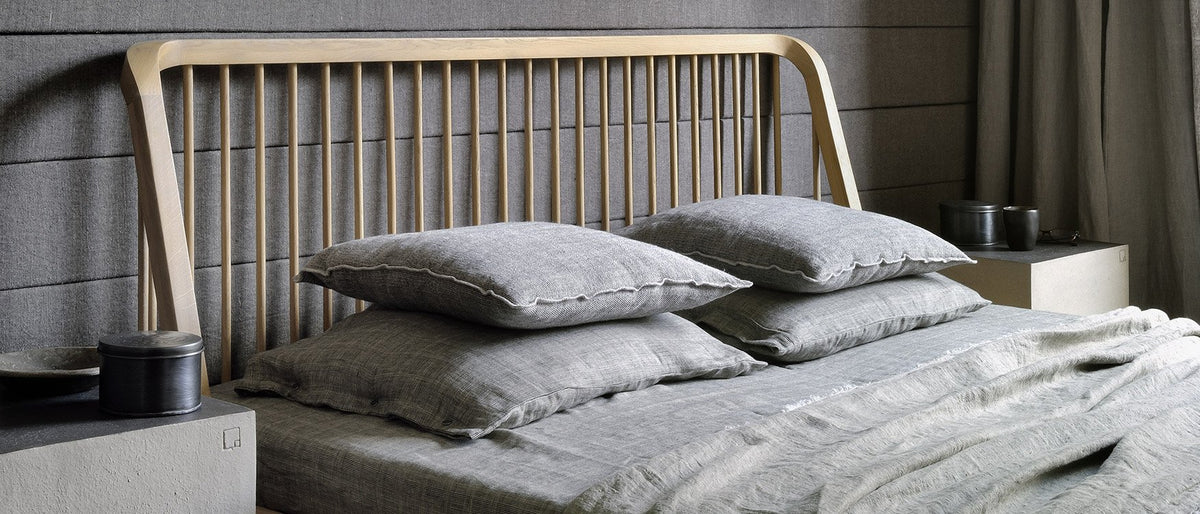 Beds & Headboards