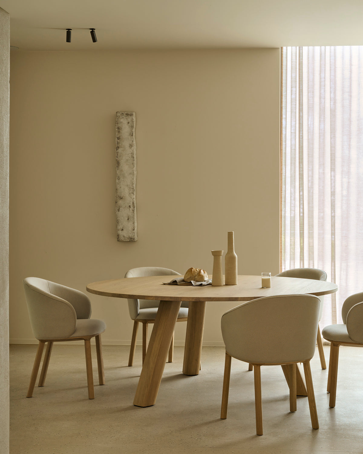 Unda Dining Table - Ethnicraft
