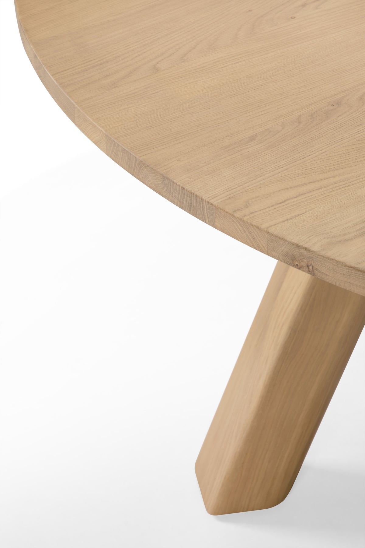Unda Dining Table - Ethnicraft