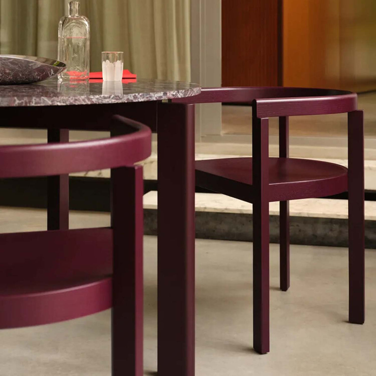 After Dining Table by Fritz Hansen, showing after dining table in live shot.