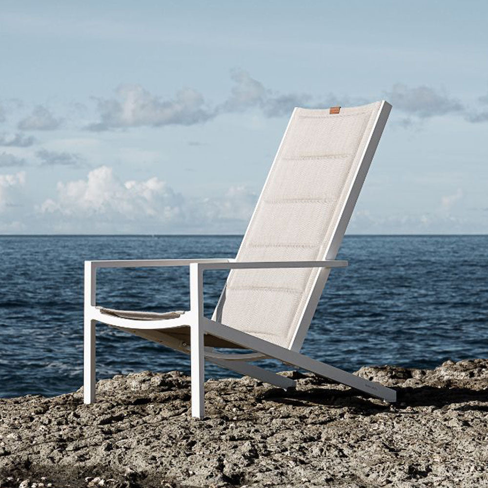 Bondi Adirondack (Padded Sling) by Mamagreen, showing bondi adirondack (padded sling) in live shot.