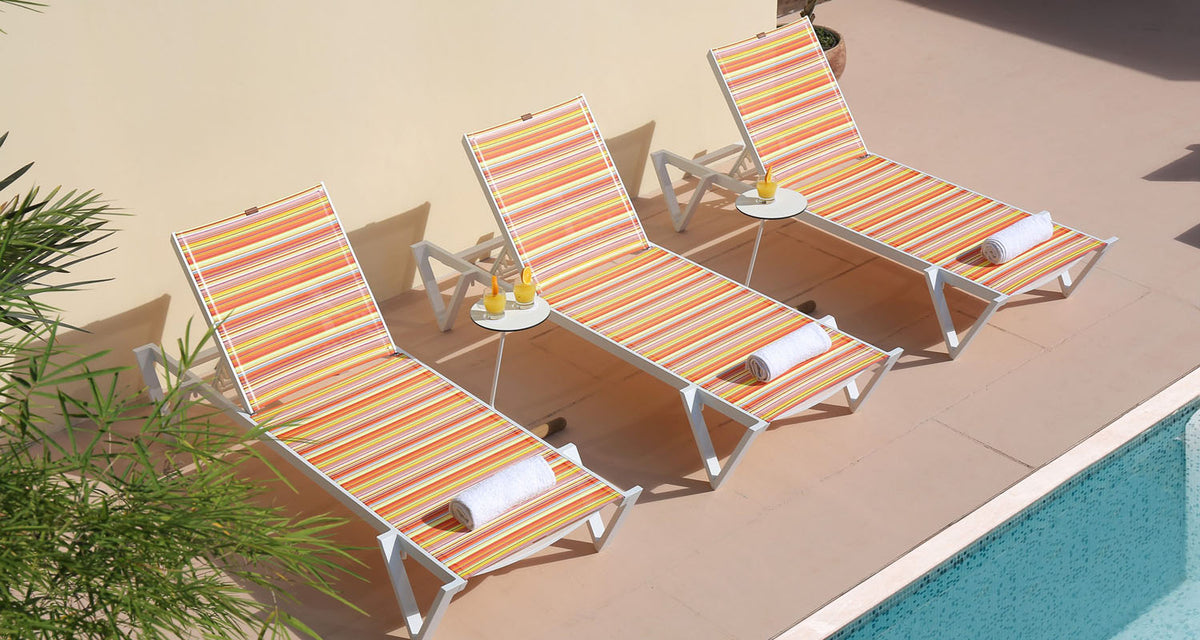 Bondi Chaise Lounge (Full Sling) by Mamagreen, showing bondi chaise lounge (full sling) in live shot.