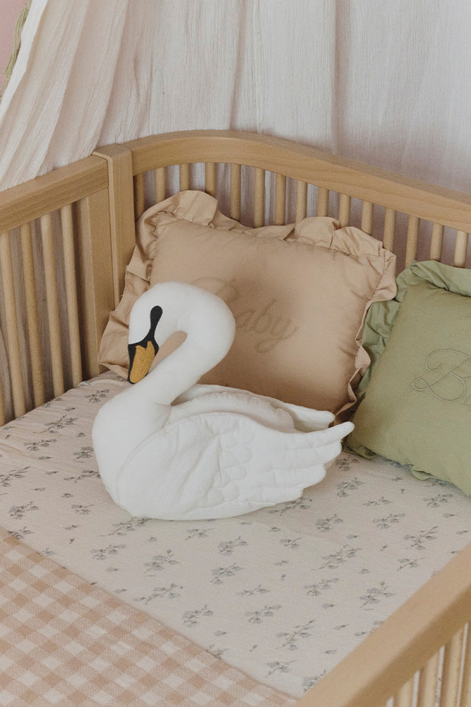 Cushion Swan by Lorena Canals