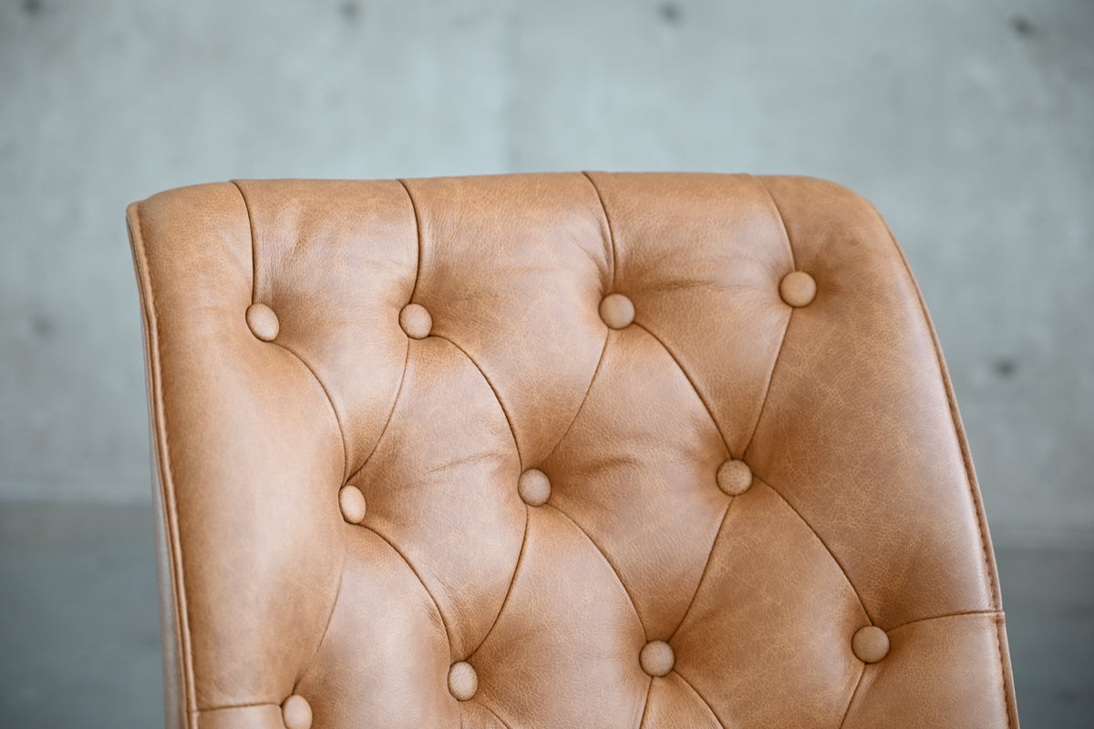 Roulette Dining Chair in Saddle Brown