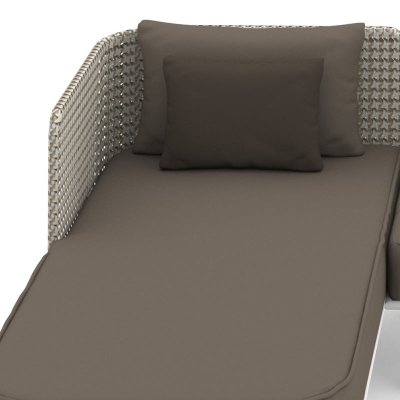 Daisy Mae Configuration 3 by Mamagreen, showing closeup view of daisy mae configuration 3.