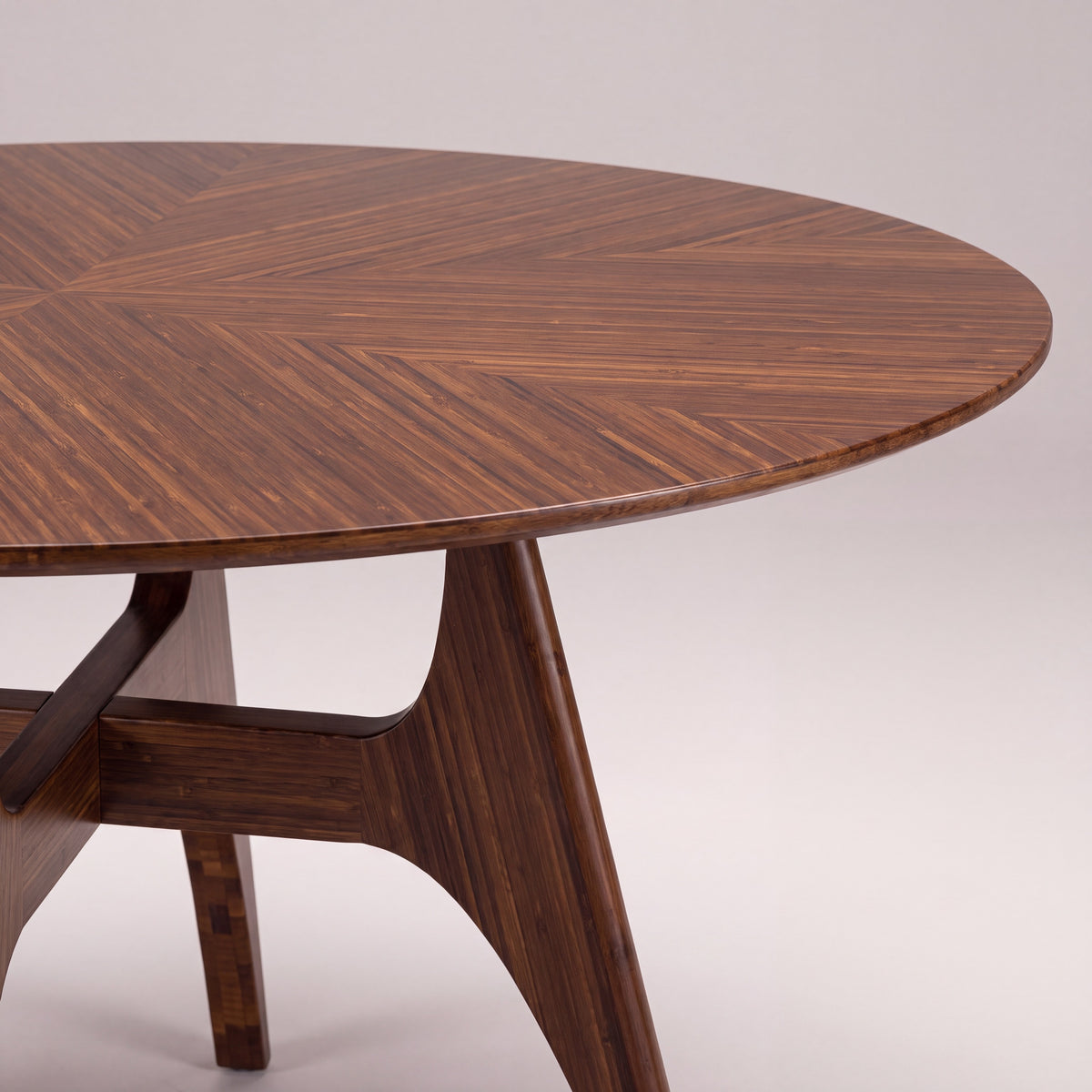 Stella Dining Table in Amber