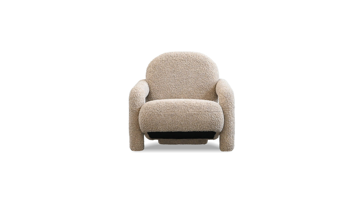 Blume Lounge Chair in Fawn