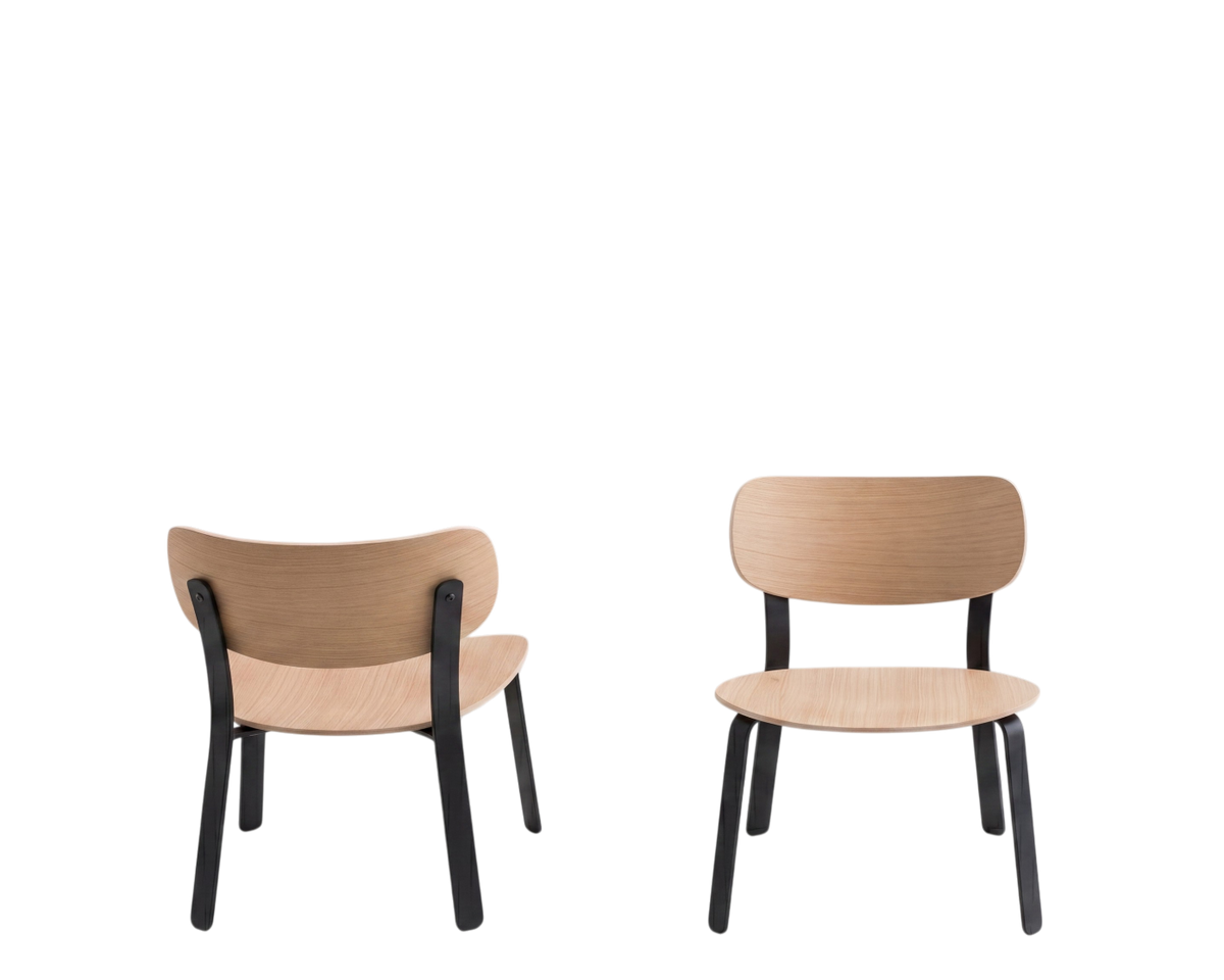 Springback Minimalist Lounge Chair by NUANS