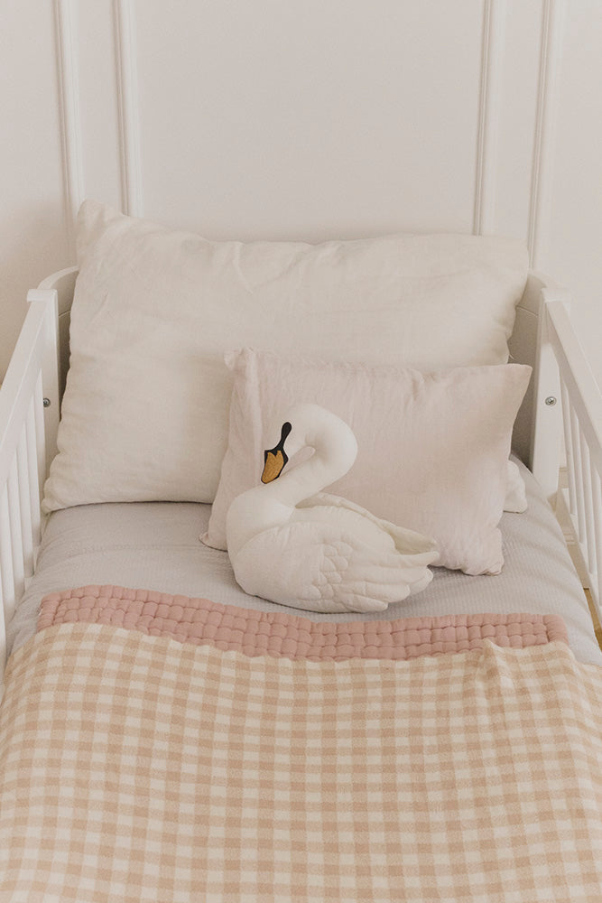 Knitted Blanket Vichy by Lorena Canals