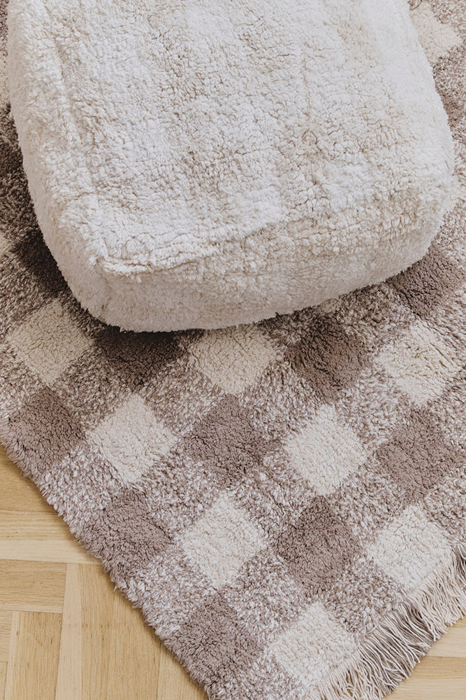 Pouf Vichy by Lorena Canals