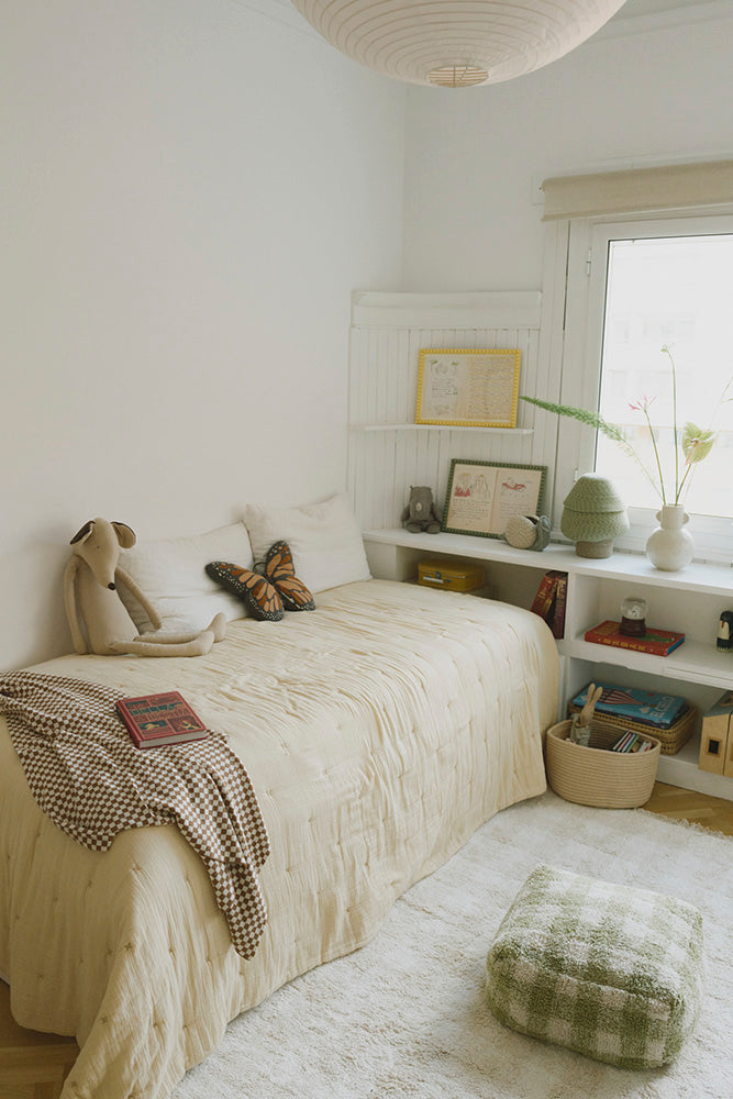 Pouf Vichy by Lorena Canals
