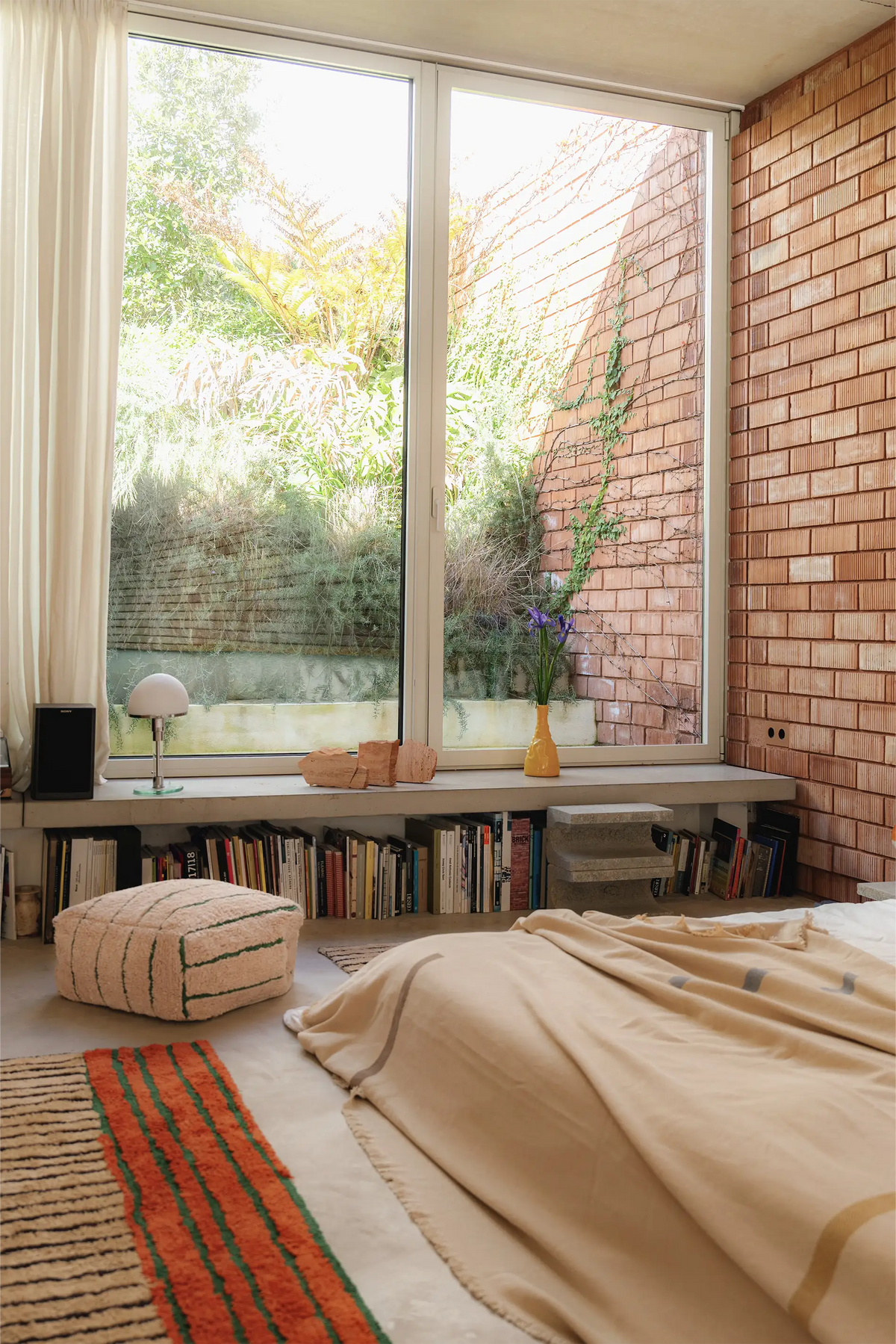 Pouf Lines by Lorena Canals