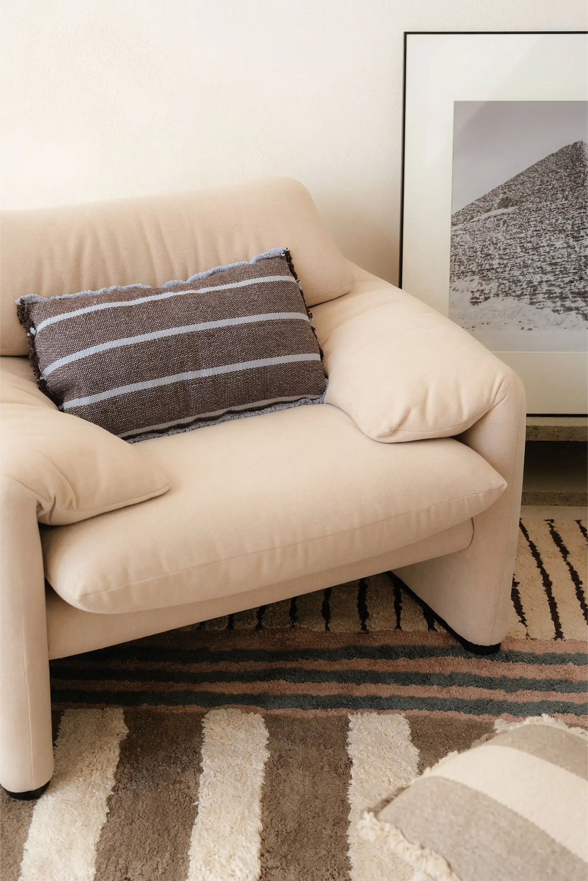 Cushion Lines by Lorena Canals