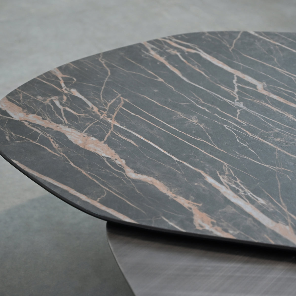 Layer Coffee Table by Mobital, showing closeup view of layer coffee table.