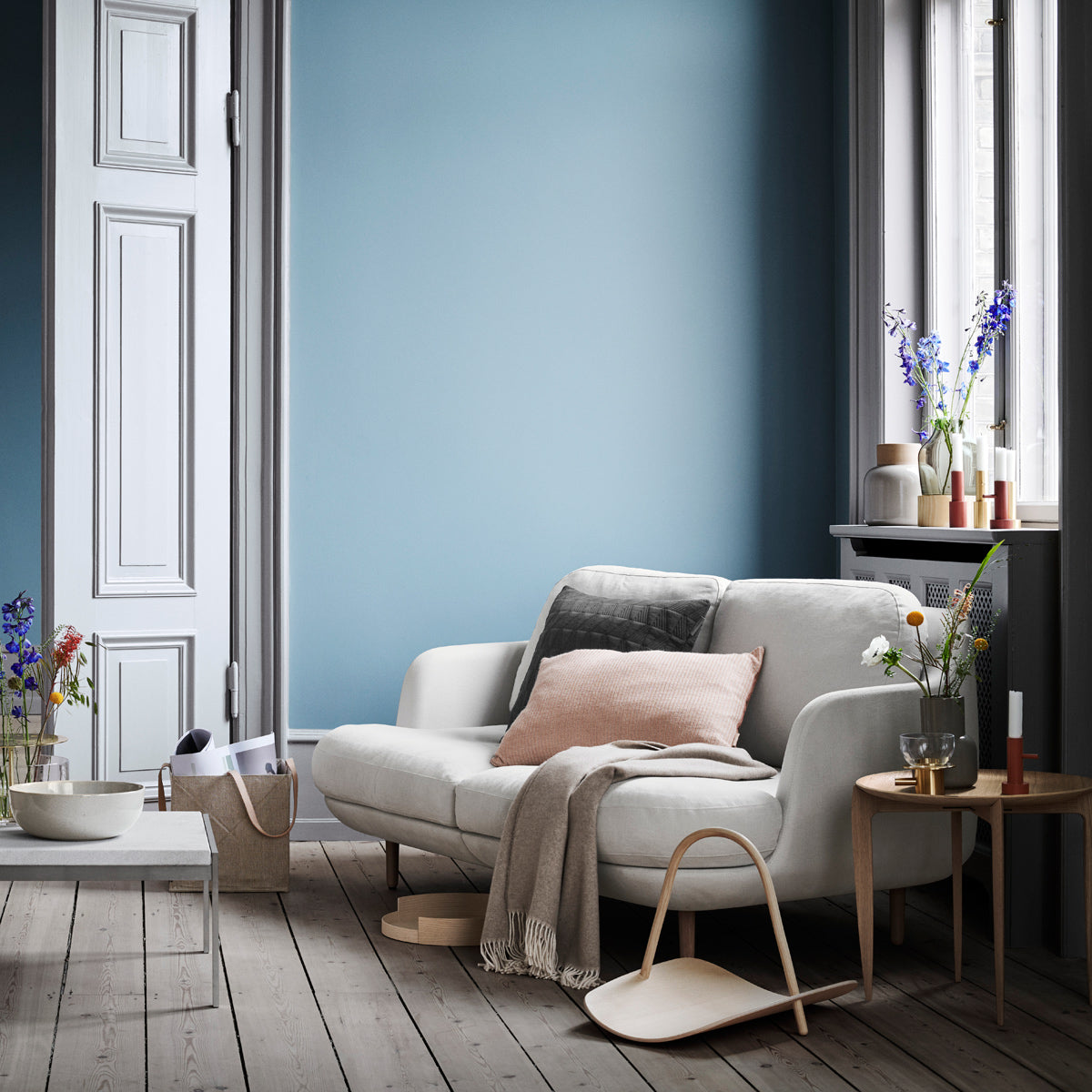 AJ Cushion by Fritz Hansen, showing aj cushions in live shot.
