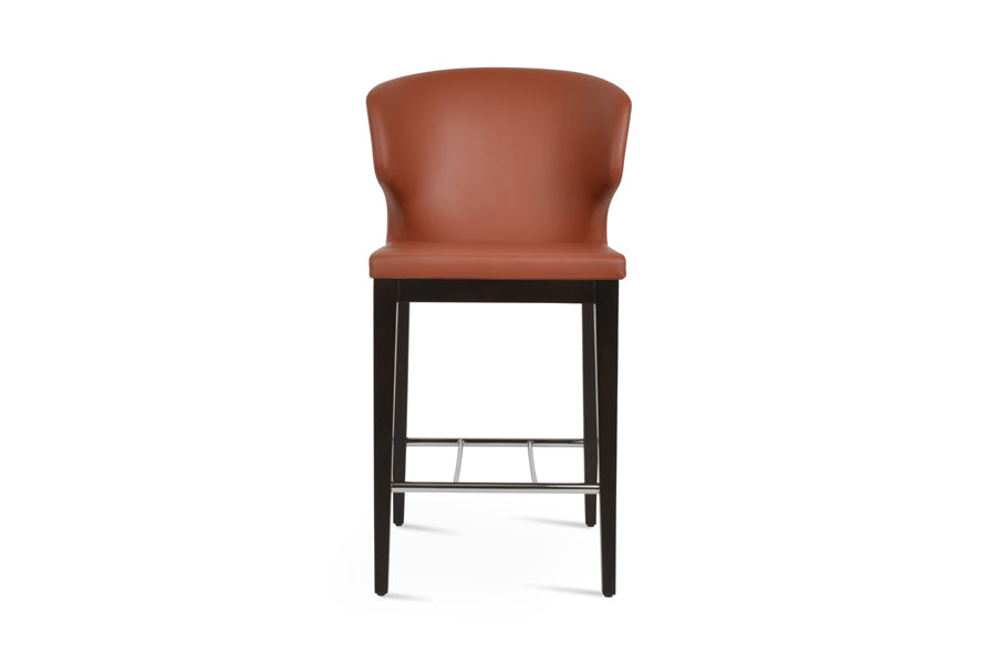 Amed Wood Stool by SohoConcept, showing front view of amed wood stool in beech wenge wood/cinnamon ppm-fr.