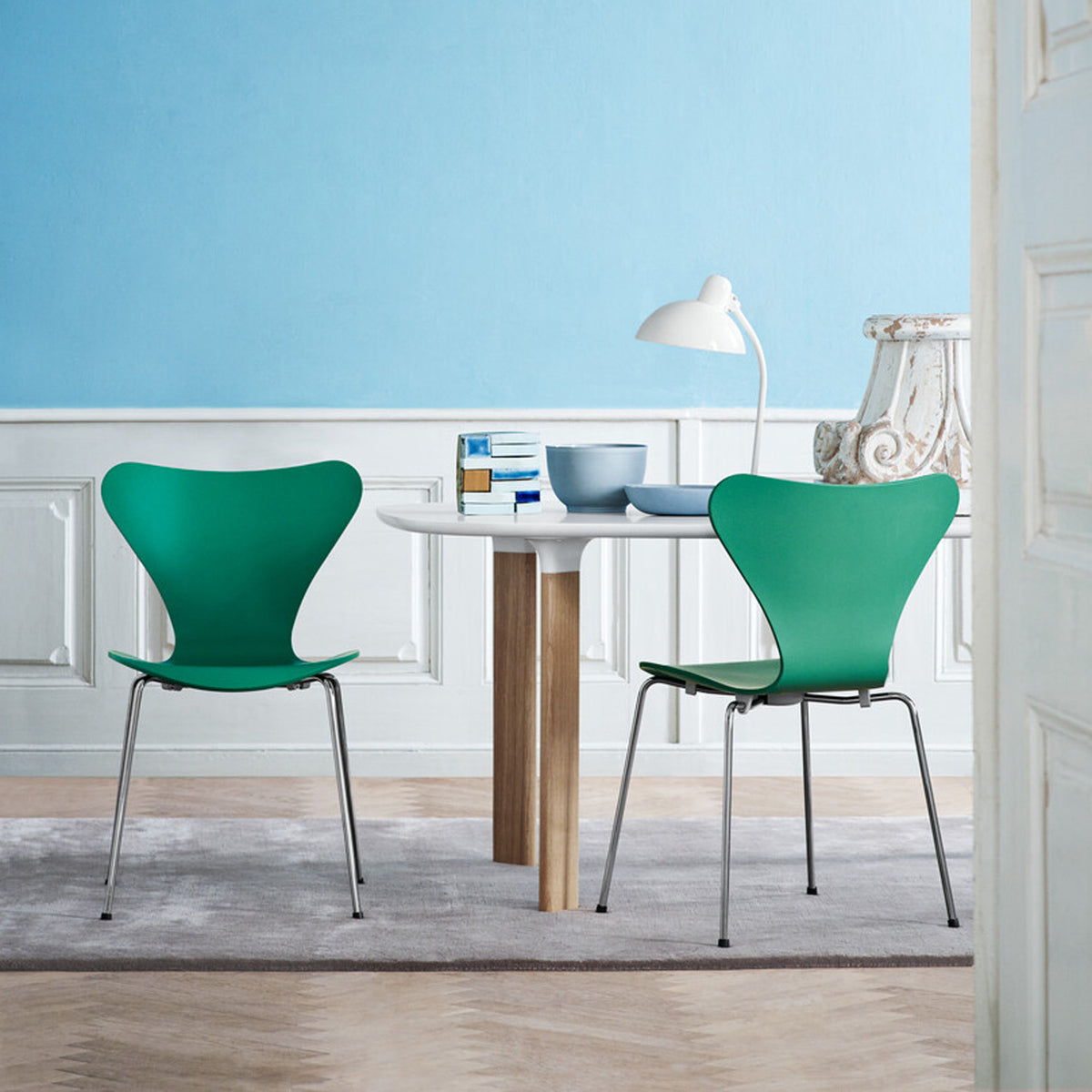 Analog Table by Fritz Hansen, showing analog table in live shot.