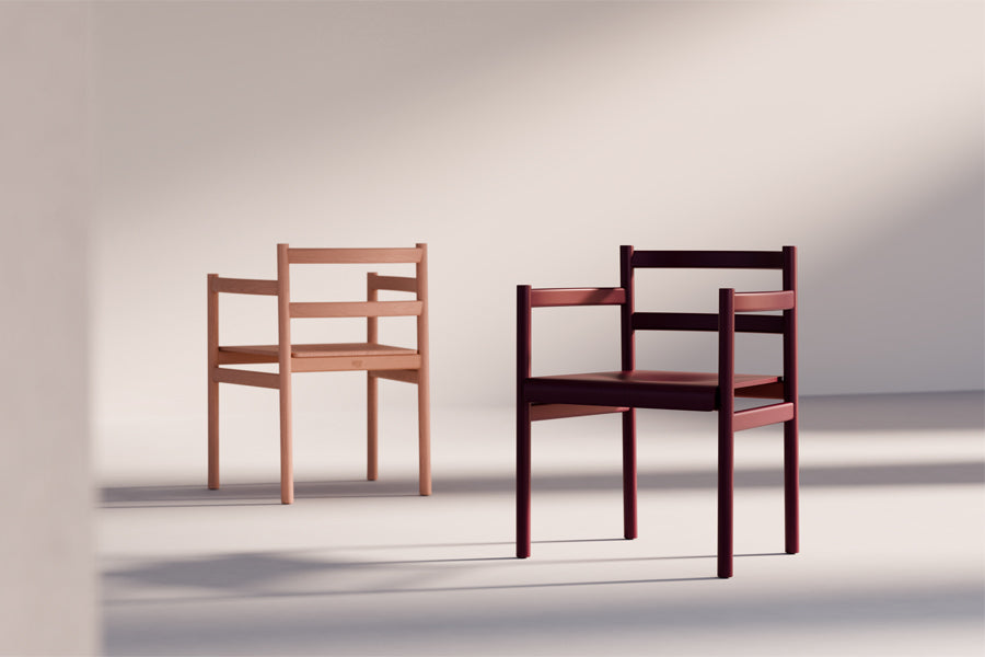 Another Chair by B&T, showing another chairs in live shot.