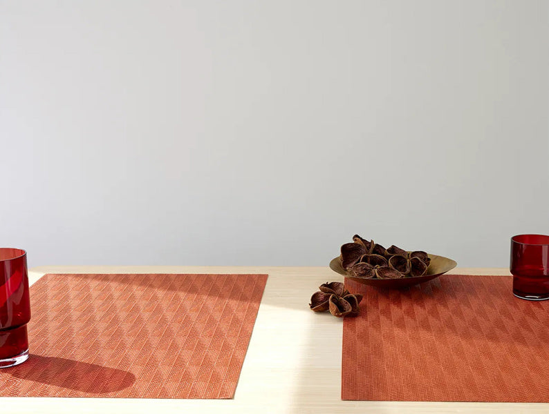 Arrow Placemat by Chilewich, showing arrow placemats in live shot.