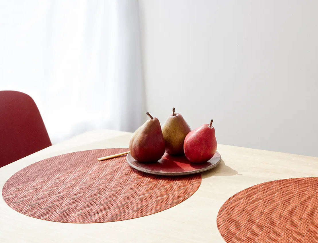 Arrow Placemat by Chilewich, showing arrow placemats in live shot.