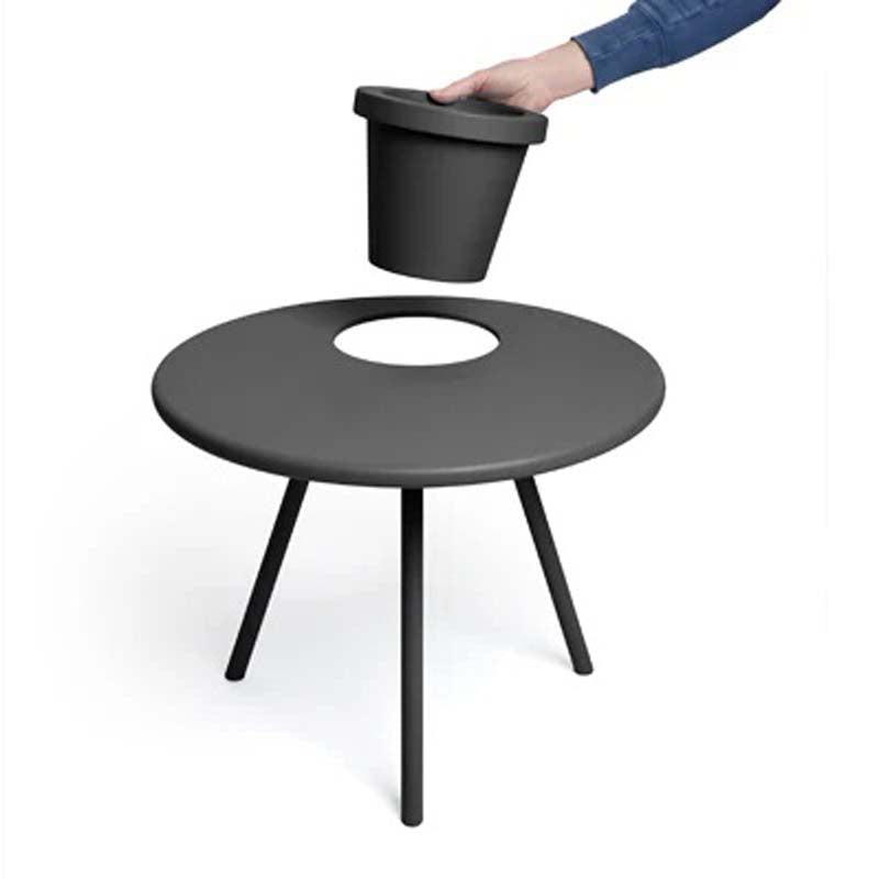 Bakkes Side Table by Fatboy, showing open view of bakkes side table.
