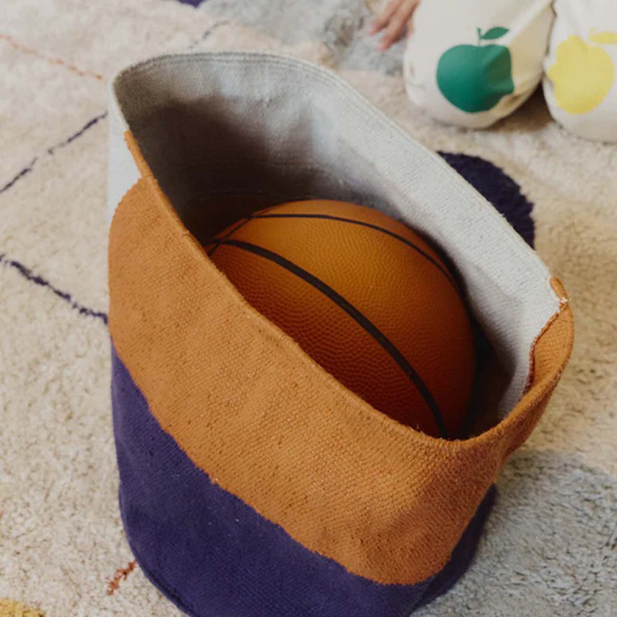 Basket Color Grid by Lorena Canals, showing basket color grid in live shot.