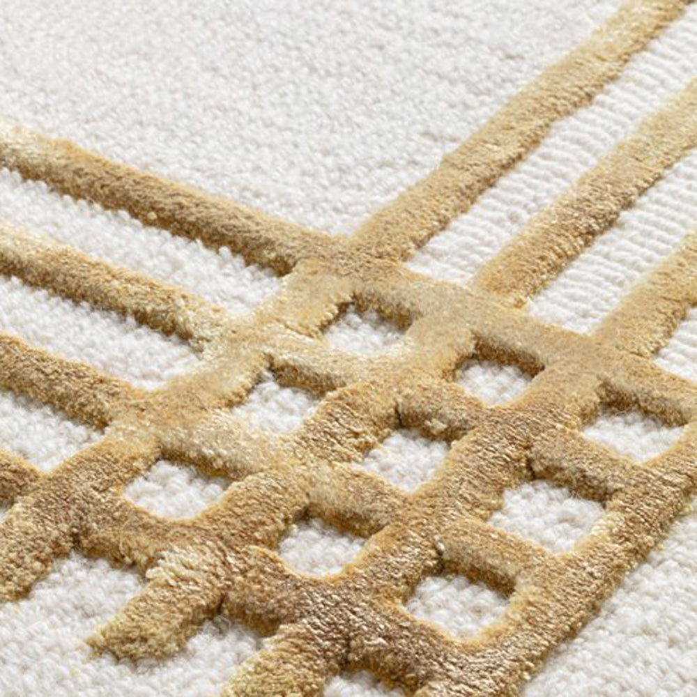 Beeline 264.001.107 Hand Tufted Rug by Ligne Pure, showing closeup view of beeline 264.001.107 hand tufted rug.