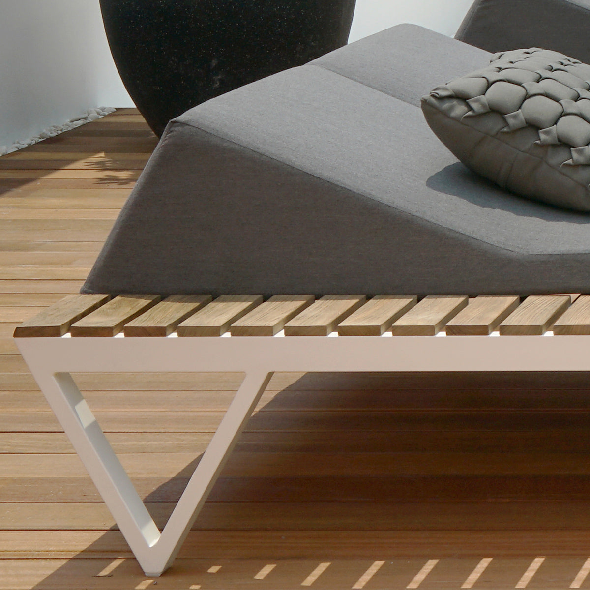 Bondi Double Cushion Sunbed with Teak Tray by Mamagreen, showing closeup view of bondi double cushion sunbed with teak tray in live shot.