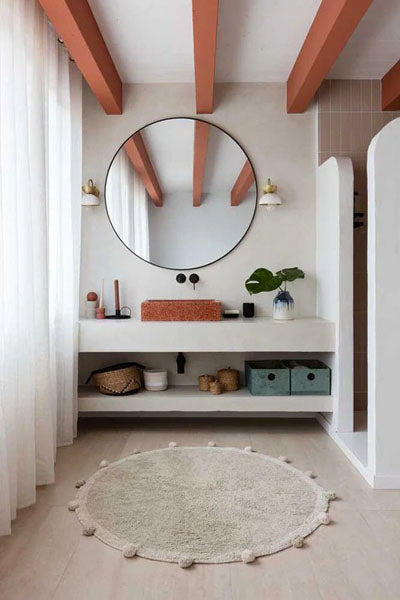 Bubbly Washable Round Rug by Lorena Canals, showing bubbly washable round rug in live shot.
