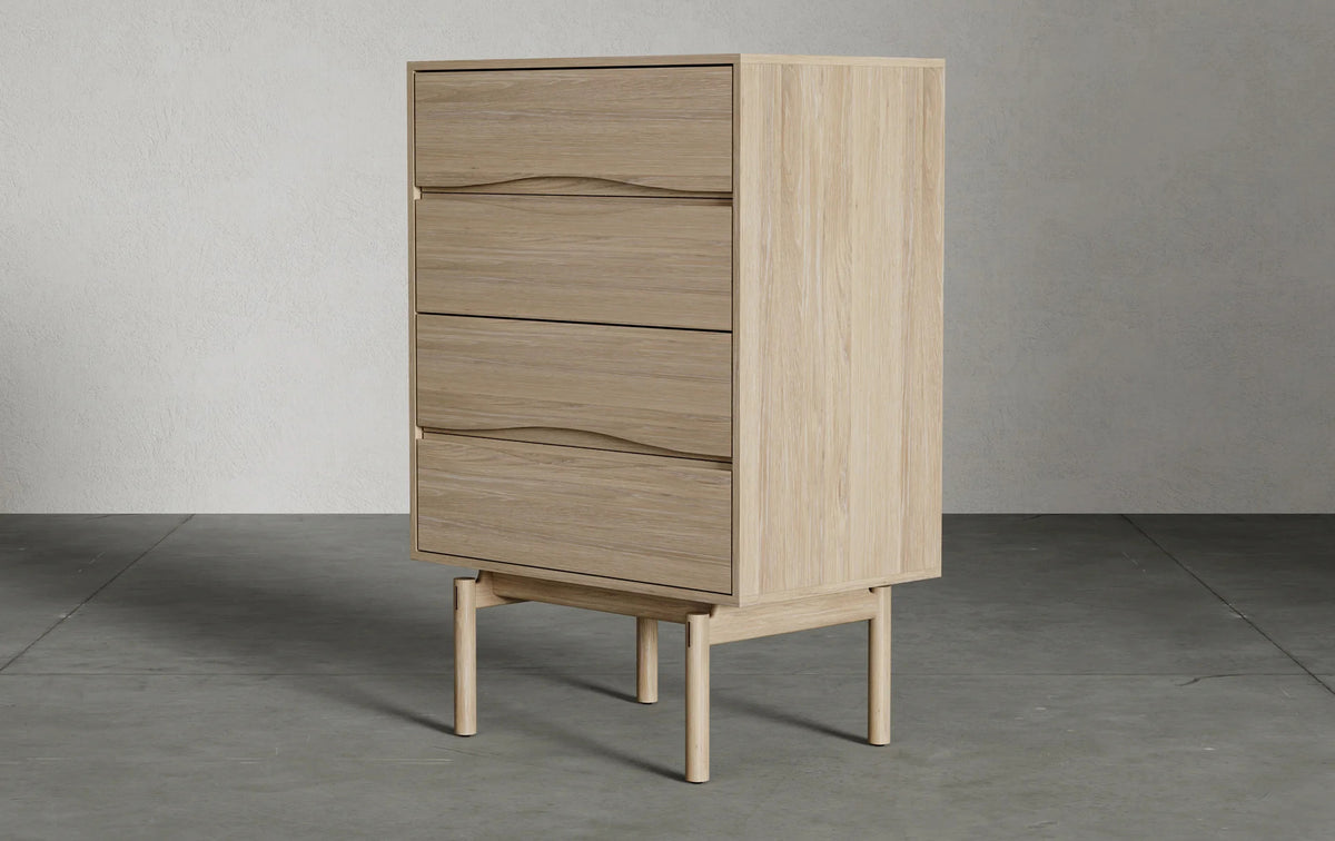 Calder Chest by Viesso, showing calder chest in live shot.