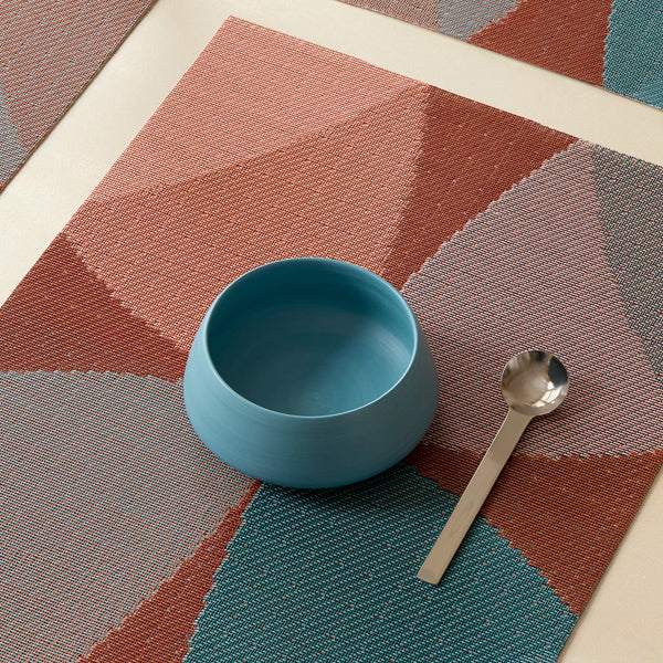 Canopy Placemat by Chilewich, showing canopy placemats in live shot.