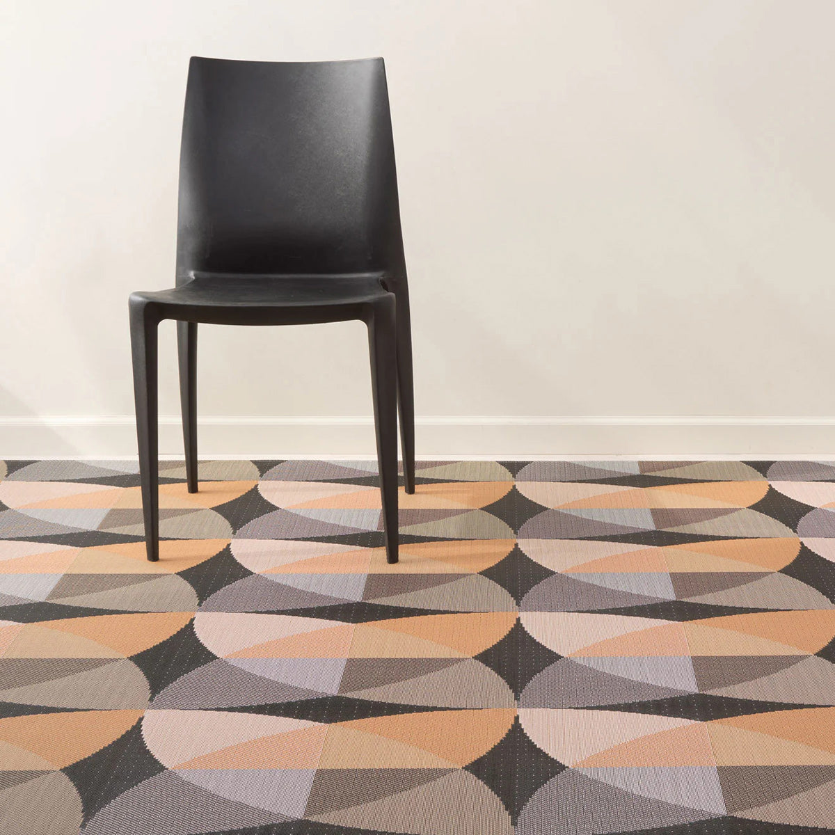 Canopy Woven Floor Rug by Chilewich, showing canopy woven floor rug in live shot.
