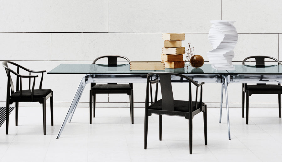 China Chair by Fritz Hansen, showing china chairs in live shot.