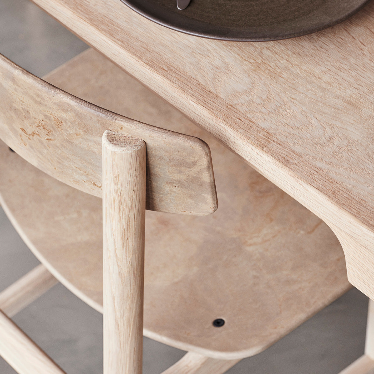 Conscious BM5462 Table by Mater, showing closeup view of conscious bm5462 table in live shot.