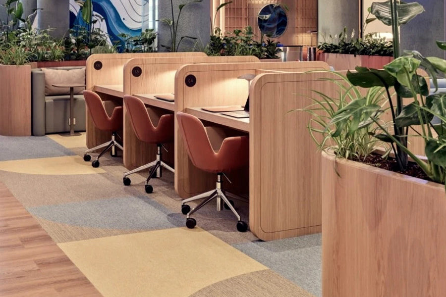 Daisy Premium Office Chair by B&T, showing daisy premium office chairs in live shot.