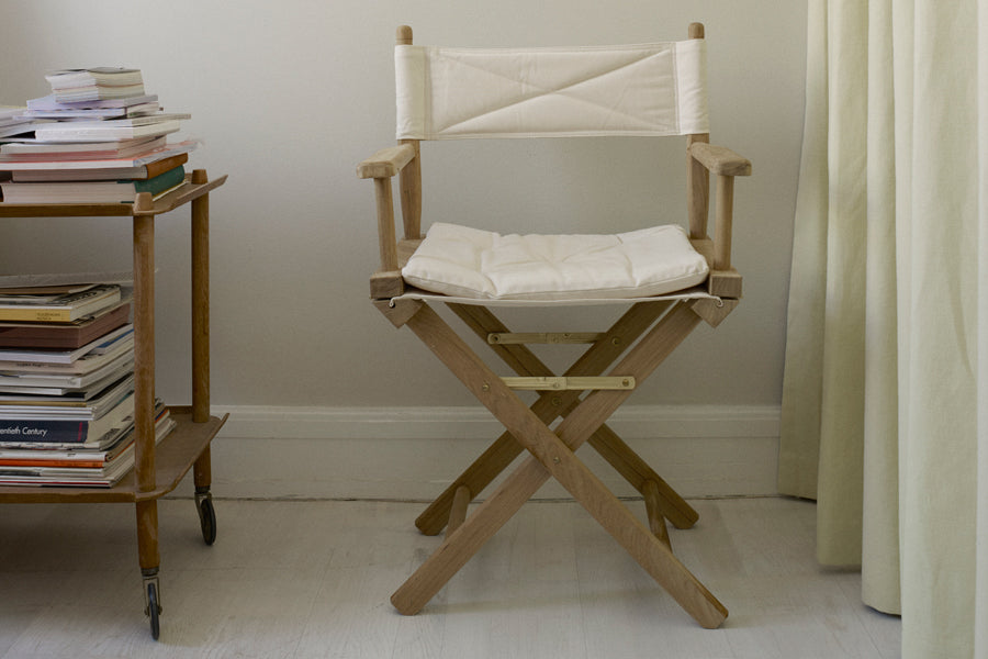 Director's Indoor Chair by Fritz Hansen, showing director's indoor chair in live shot.