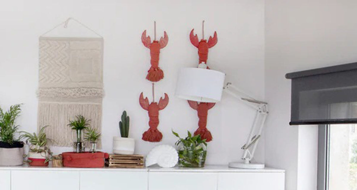 Door Hanger Lobster by Lorena Canals, showing door hanger lobster in live shot.
