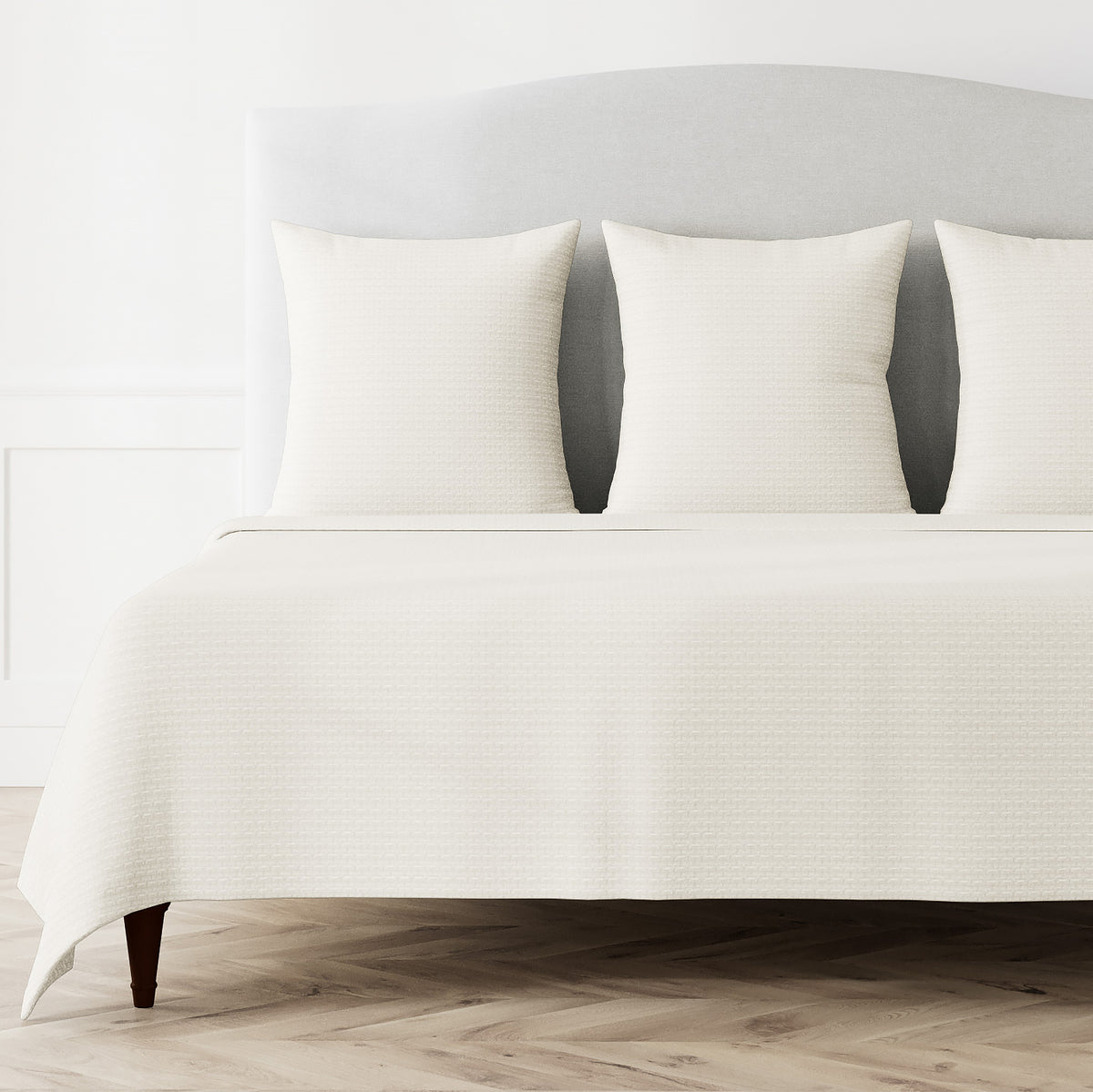 Pavilion Coverlet in Bone