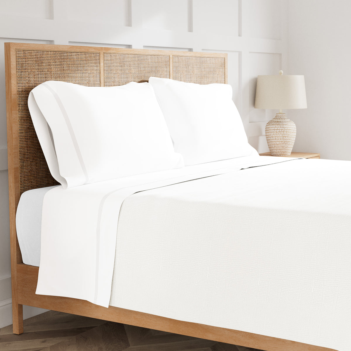 Ready-to-Bed 2.0 Cotton & Trim Sheet Set in White/White