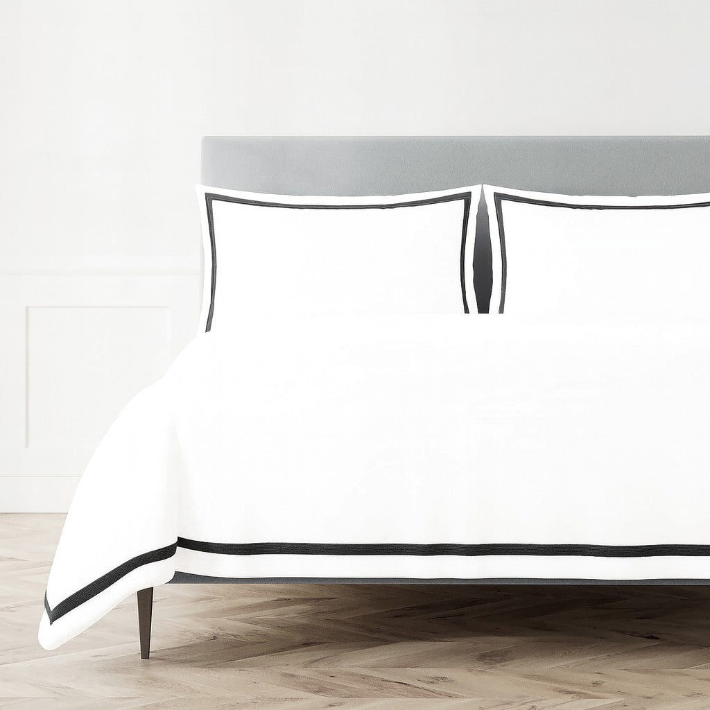 Ready-to-Bed 2.0 Cotton & Trim Duvet in White/Black