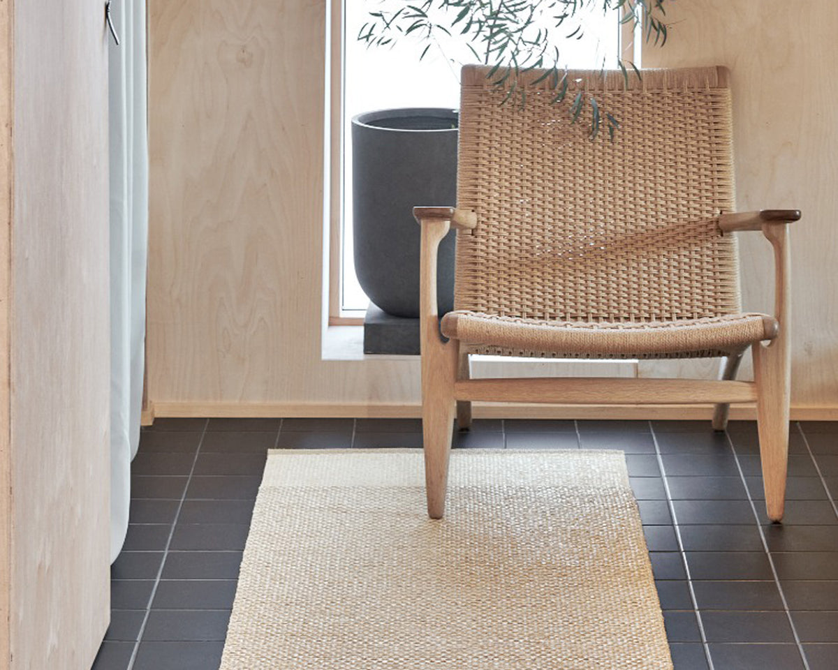 Edit Beige & Vanilla with Beige Metalic Rug by Pappelina, showing edit beige & vanilla with beige metalic rug in live shot.