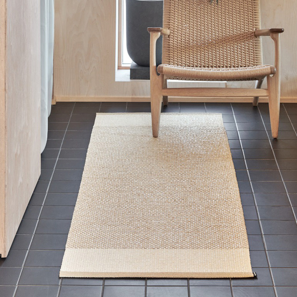 Edit Beige & Vanilla with Beige Metalic Rug by Pappelina, showing edit beige & vanilla with beige metalic rug in live shot.