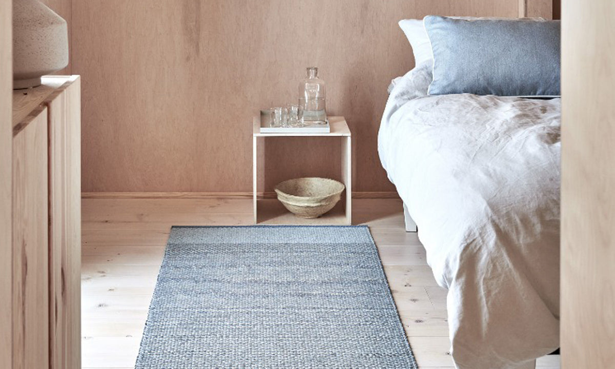 Edit Dove Blue & Blue Fog with Stone Metalic Rug by Pappelina, showing edit dove blue & blue fog with stone metalic rug in live shot.