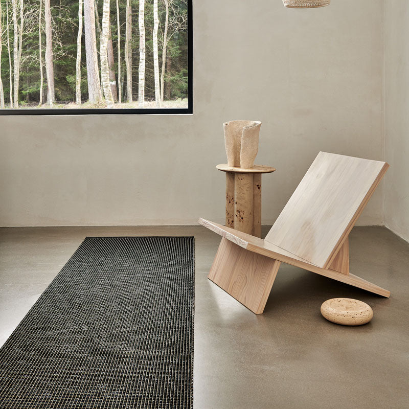 EMM Black/Linen Met. by Pappelina, showing emm black/linen met. in live shot.