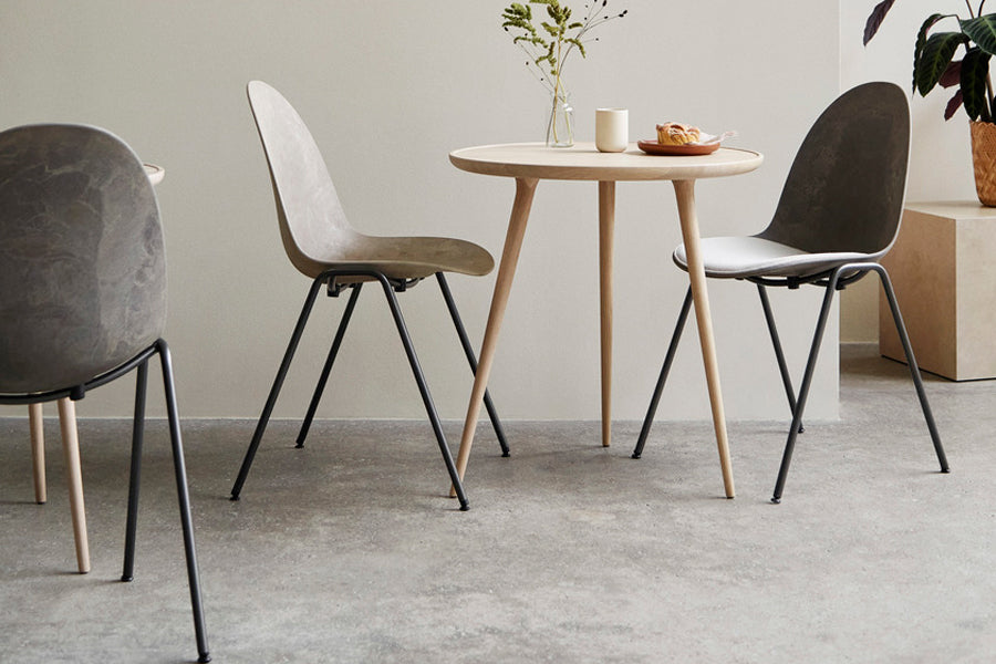Eternity Sidechair by Mater, showing eternity sidechairs in live shot.