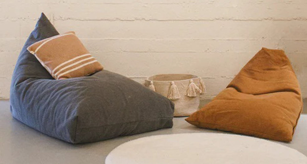 Exclusive Emily Pouf by Lorena Canals, showing exclusive emily pouf in live shot.