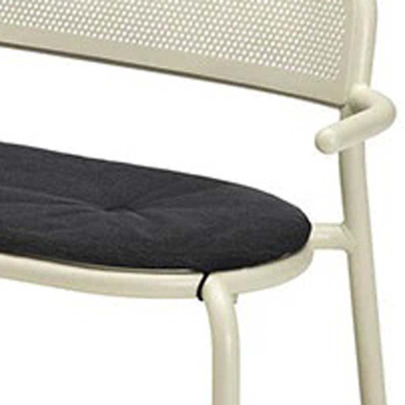 Toni Bankski Bench Pillow by Fatboy, showing closeup view of toni bankski bench.